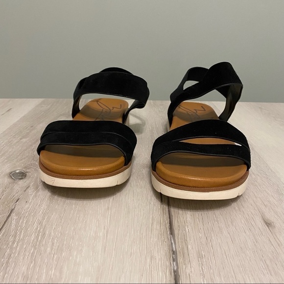 Zodiac Nuvola Comfortable Elastic Ankle Strap Sandal, size 9.5, black - Picture 7 of 7